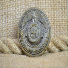 buckle SS officer